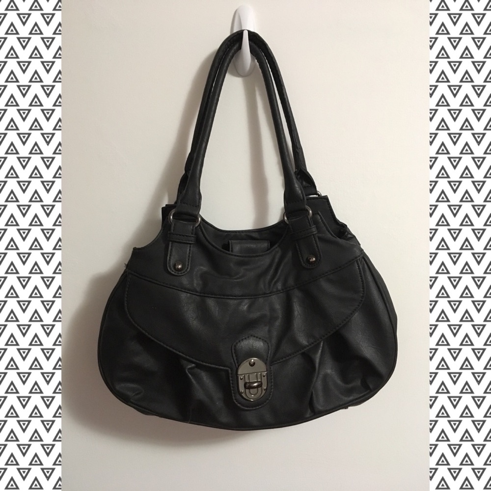 Black Mondani Shoulder Purse